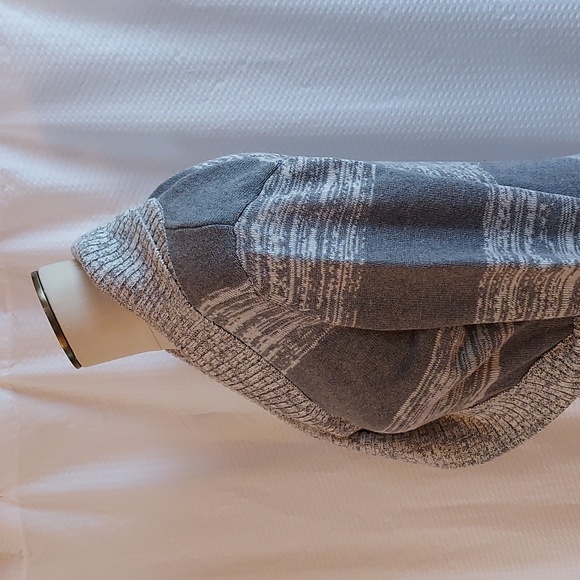 Guess Women's Sweater Shawl Collar Gray White Stripes Buckle Detail Retro Y2K M - Picture 3 of 11